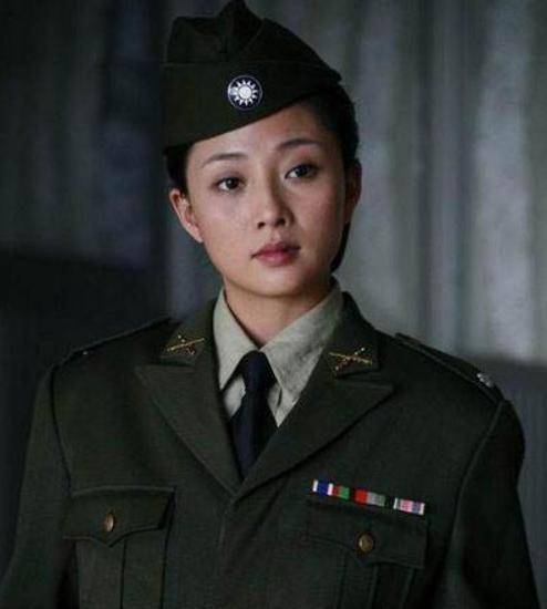 国军溃败后,这名貌美女特工潜伏在大陆,和农民结婚生了8个娃_张春莲