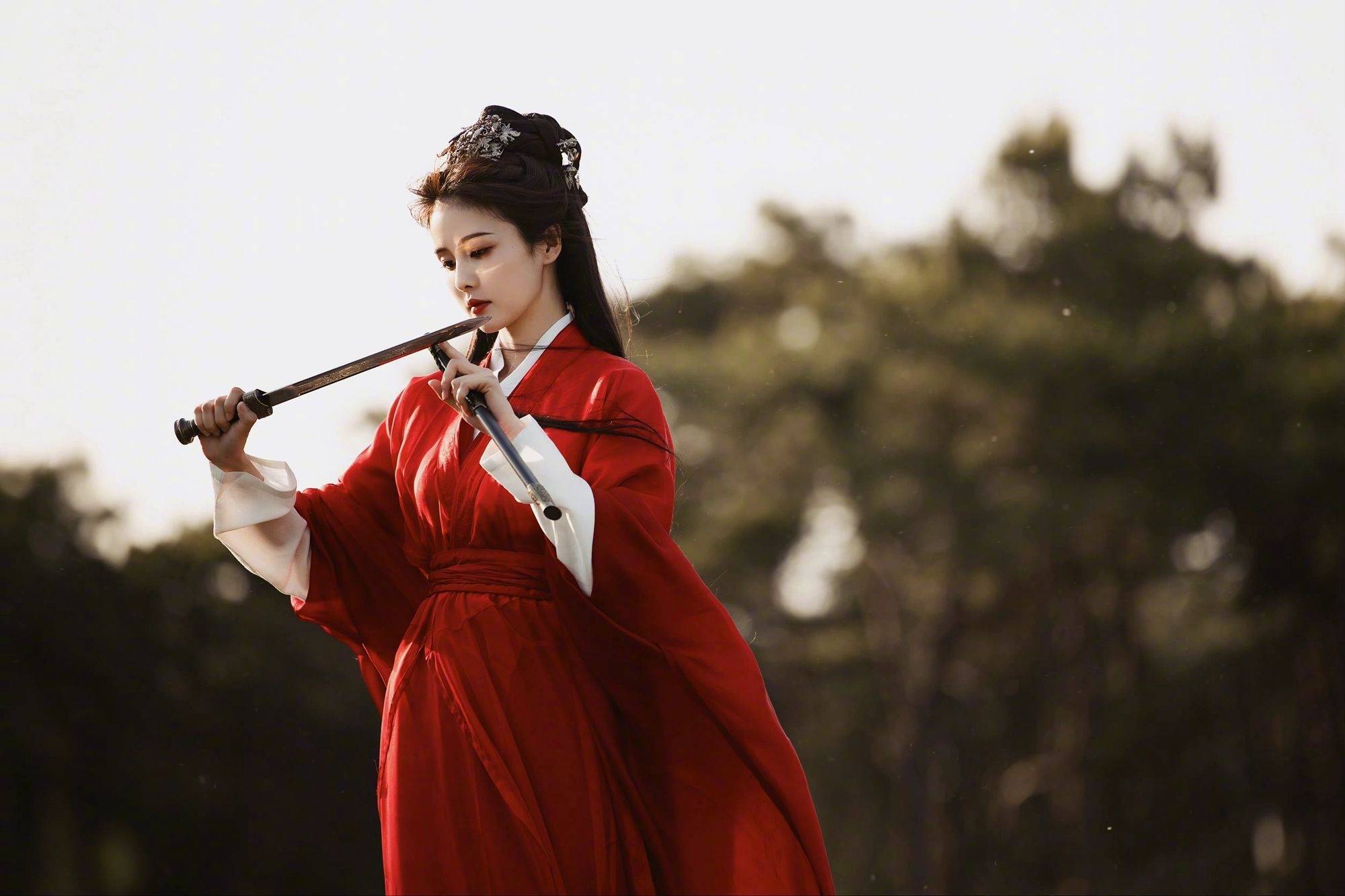 白鹿大红古装武侠风写真_武侠_古装_写真