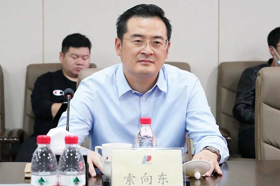 徐州市沛县县委副书记,县长索向东一行莅临人民控股考察交流_郑元豹