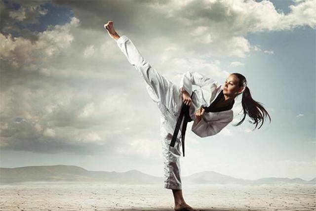 蒋方舟:跆拳道只能强身健体,不够防身,以女跆拳道冠军被杀为例_吴佳莉