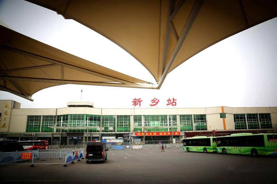 《醉夕阳》 张宏伟【领导动态】区委书记李海潮带队调研全区安全稳定