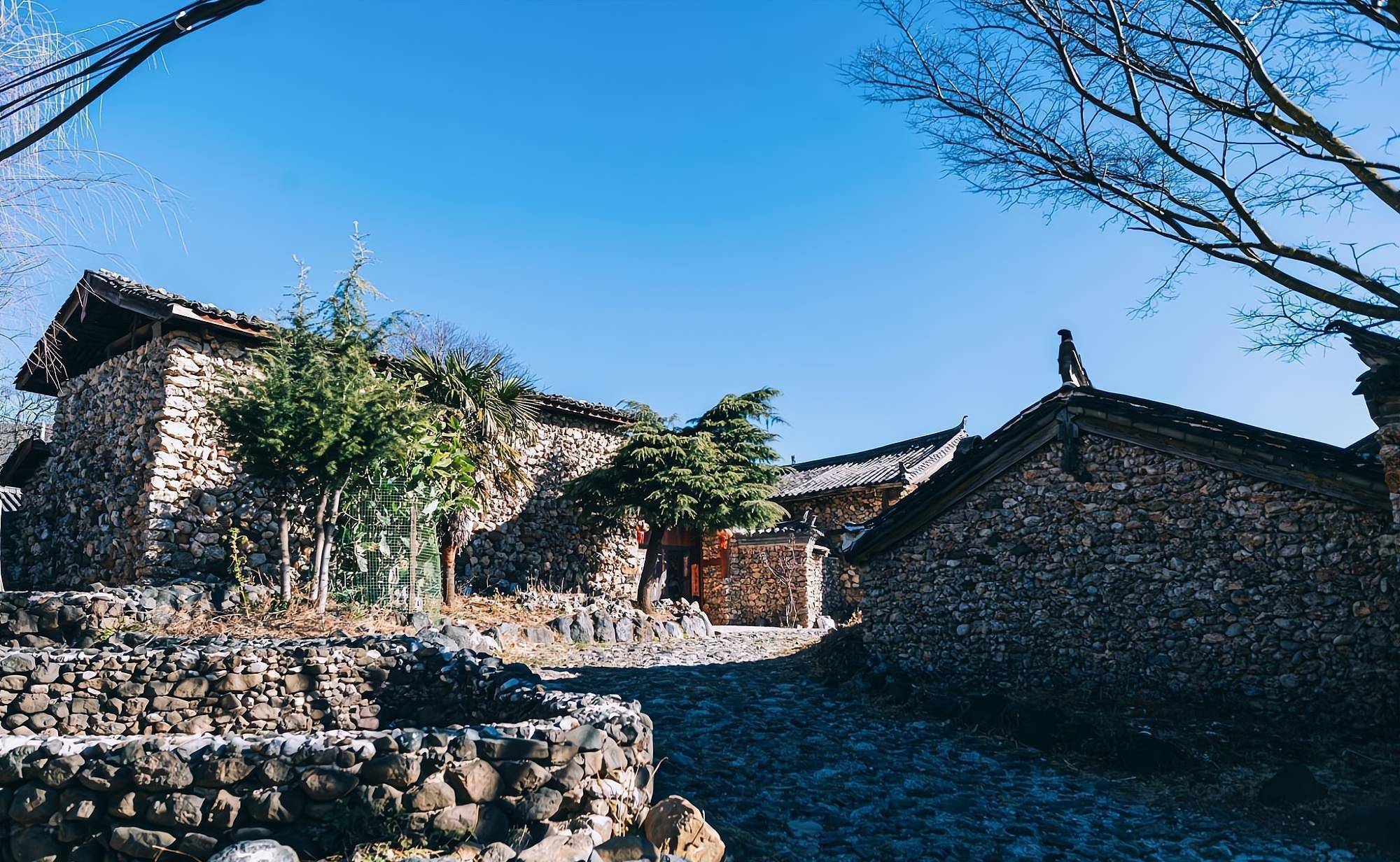 玉龙雪山脚下的玉湖村,像极了遗落在人间的仙境,但愿不要被遗忘_丽江