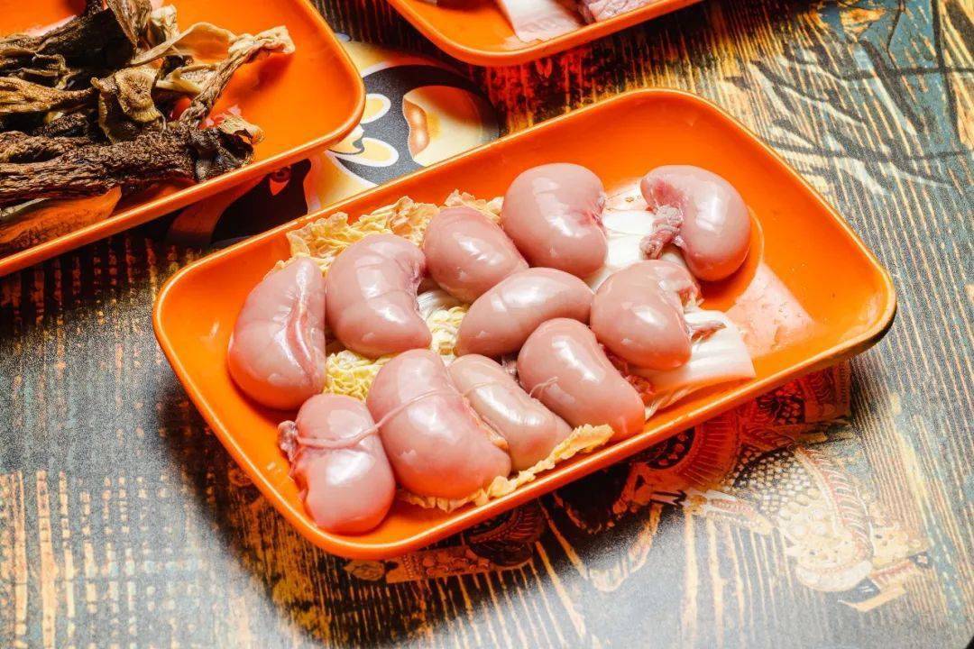 鸡子配牛鞭,这一煲太难顶!_汤底_美味_味道