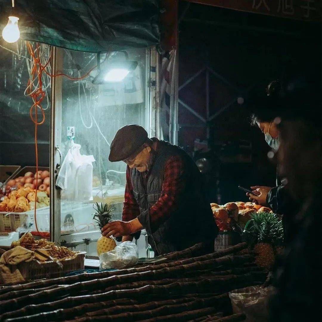 如何在大街上拍出好照片?扫街秘籍_镜头_画面_光影