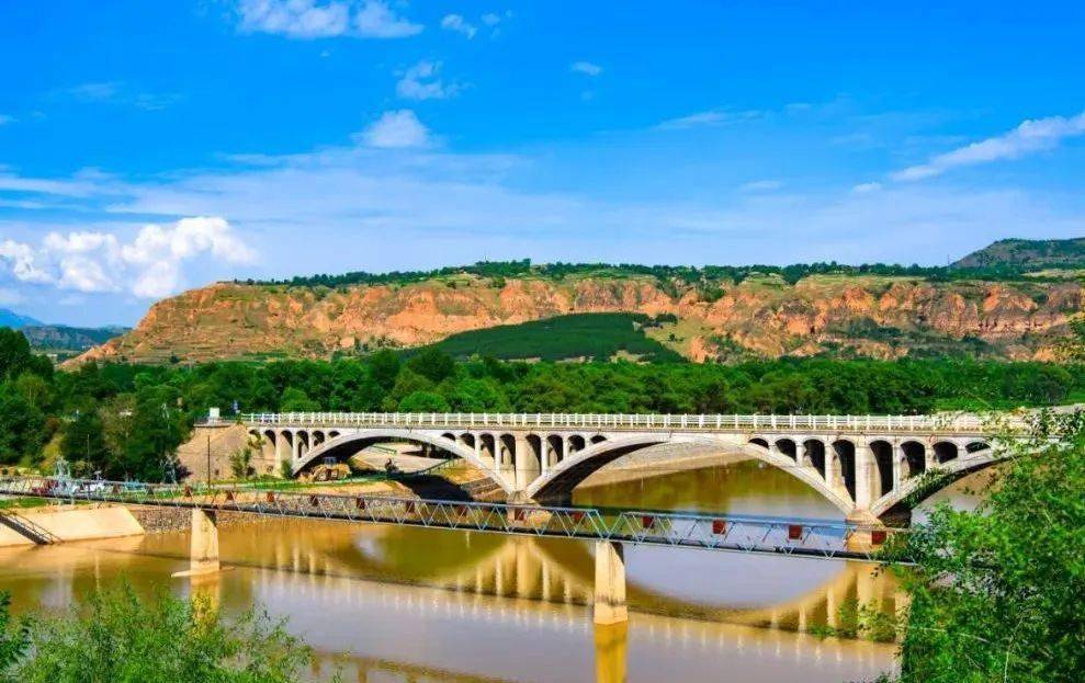 基础设施旧,运行管理粗,"四难一旧粗"曾是10年前临洮县洮河灌区的面貌