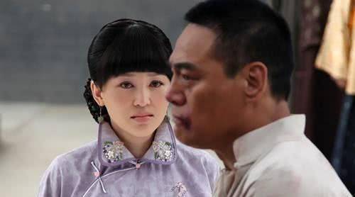 《浴血狼山》又名《七雄争霸》,是1993年的大陆武侠电视剧.