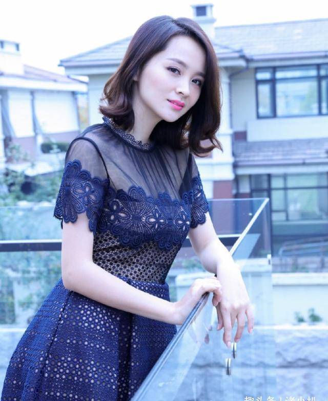 她痴恋马天宇8年被拒,未婚先孕遭抛弃成单亲妈妈,气质秒杀杨颖_邓莎