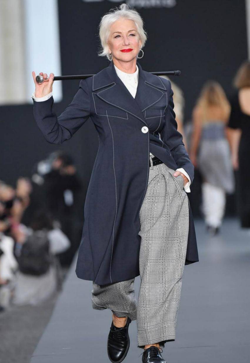 看海伦米勒的30个高光时刻_礼服_helen_穿着