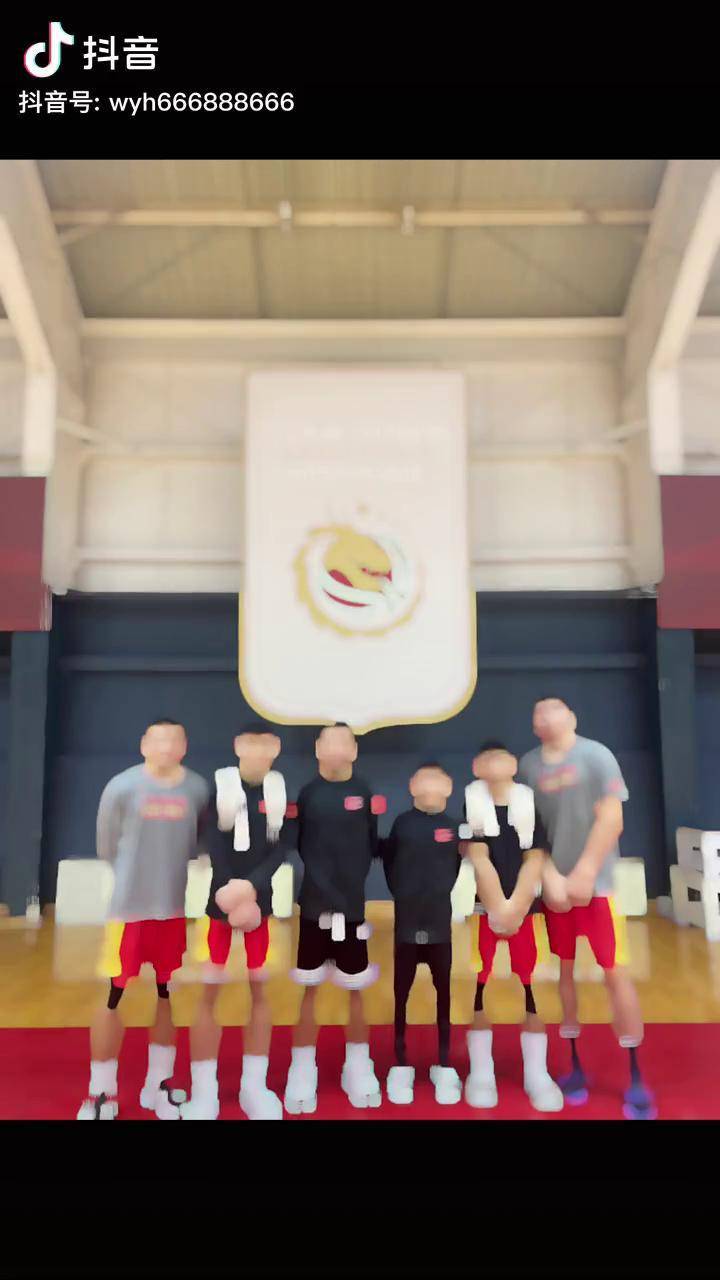 吴勇豪 篮球 梦想 兄弟新体联剑指厂牌争霸赛_新体_兄弟_梦想