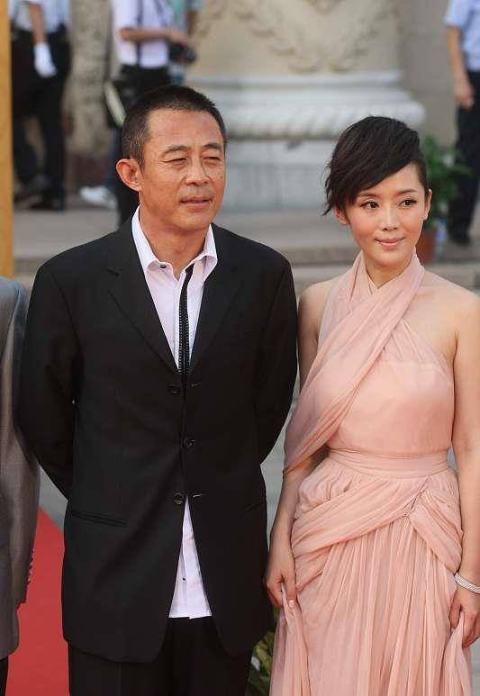 "演技派"侯勇三婚,低调迎娶90后娇妻,成真正人生赢家_生活_妻子_沈蓉