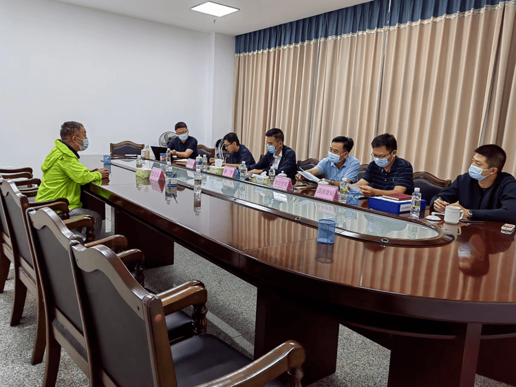 澄迈县委常委,老城镇党委书记曾学接访群众_谭亿斯_徐化鸿_审核
