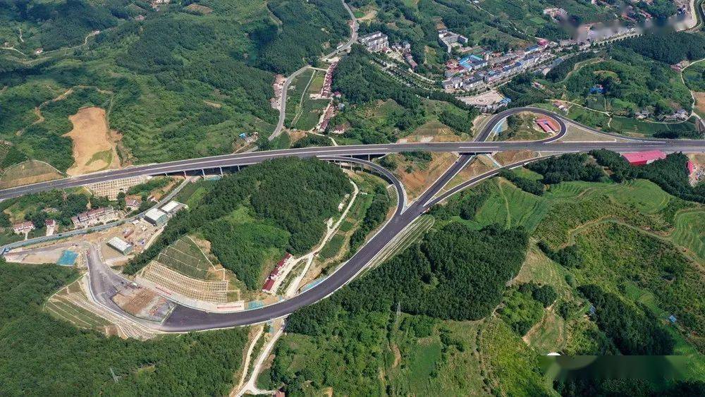 十淅高速公路湖北段预计今年年底实现通车_丹江口市_石鼓镇_段起