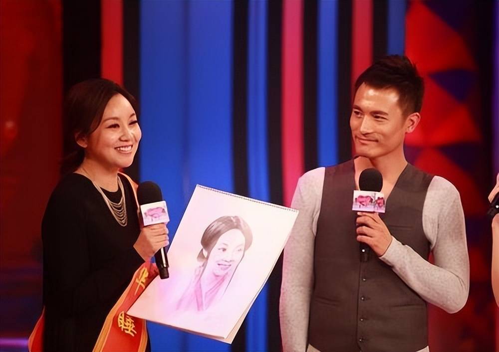 一次偶然的机会,他遇到了前乒乓球运动员王碧琪,两个人性情相投就走到