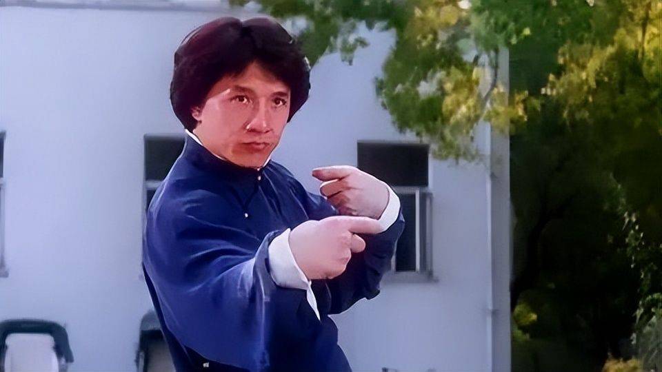 成龙和李连杰到底谁强谁弱?