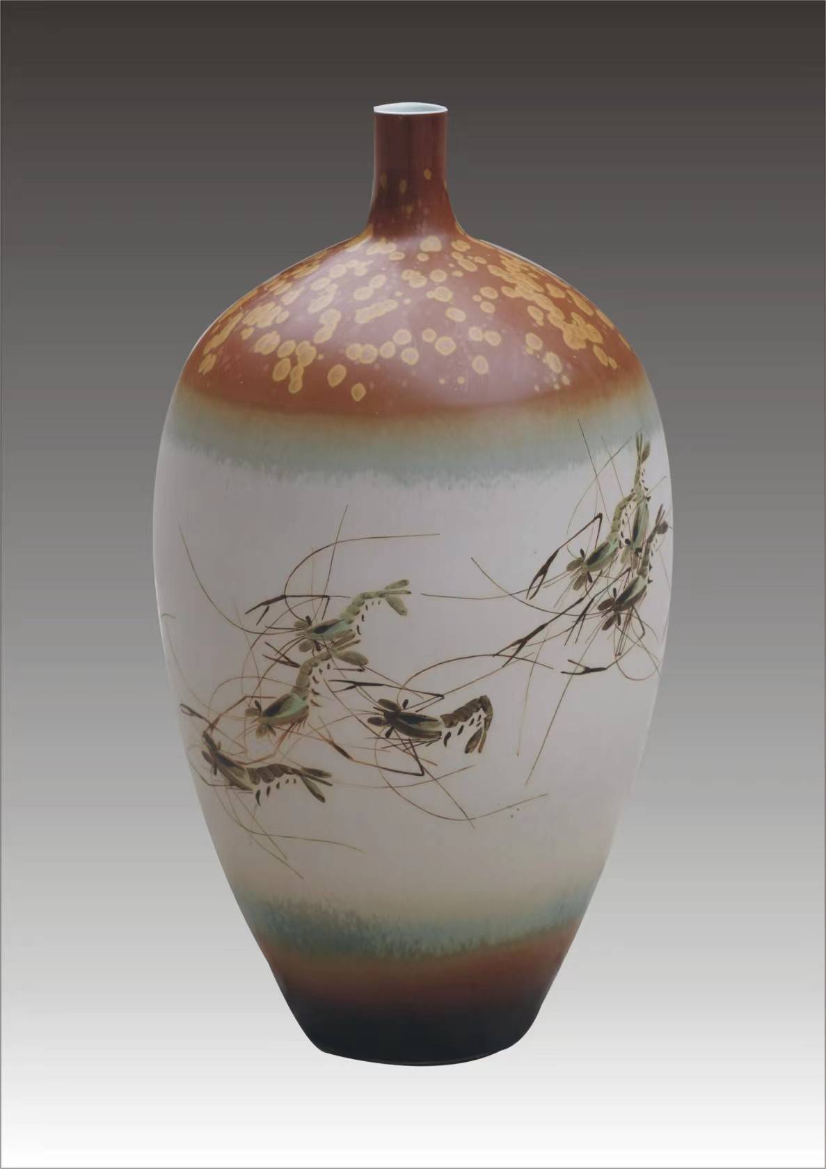 感受吴小华(江西省陶瓷技能大师)画虾的执着追求及其作品的审美魅力