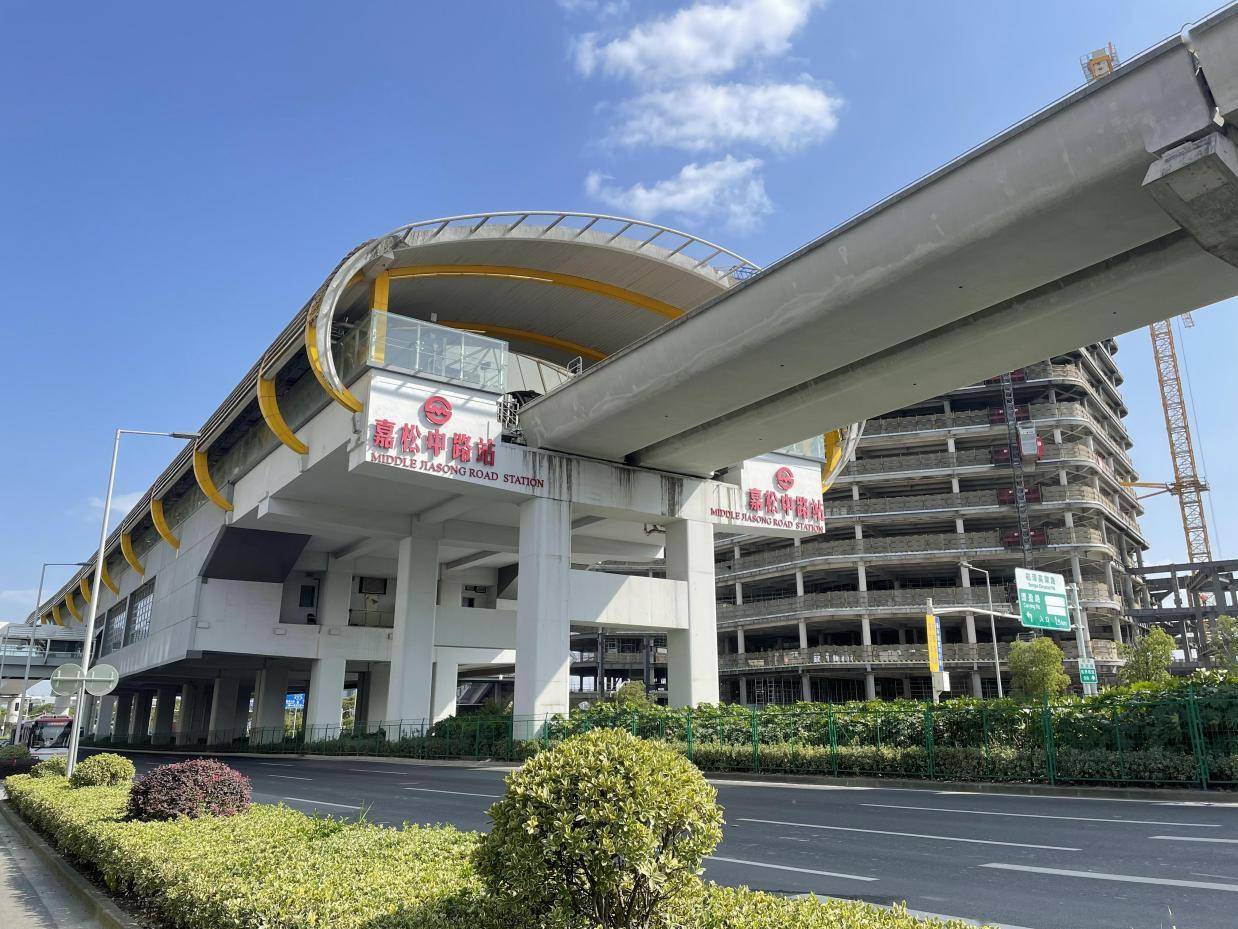 300万起 青浦赵巷全新地铁盘金地虹桥峯汇实探_设计_项目_采光