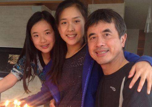 上孕而领养小孩,怀孕后抛弃养女,今亲生女儿长这样_陈冲_双胞胎_事业