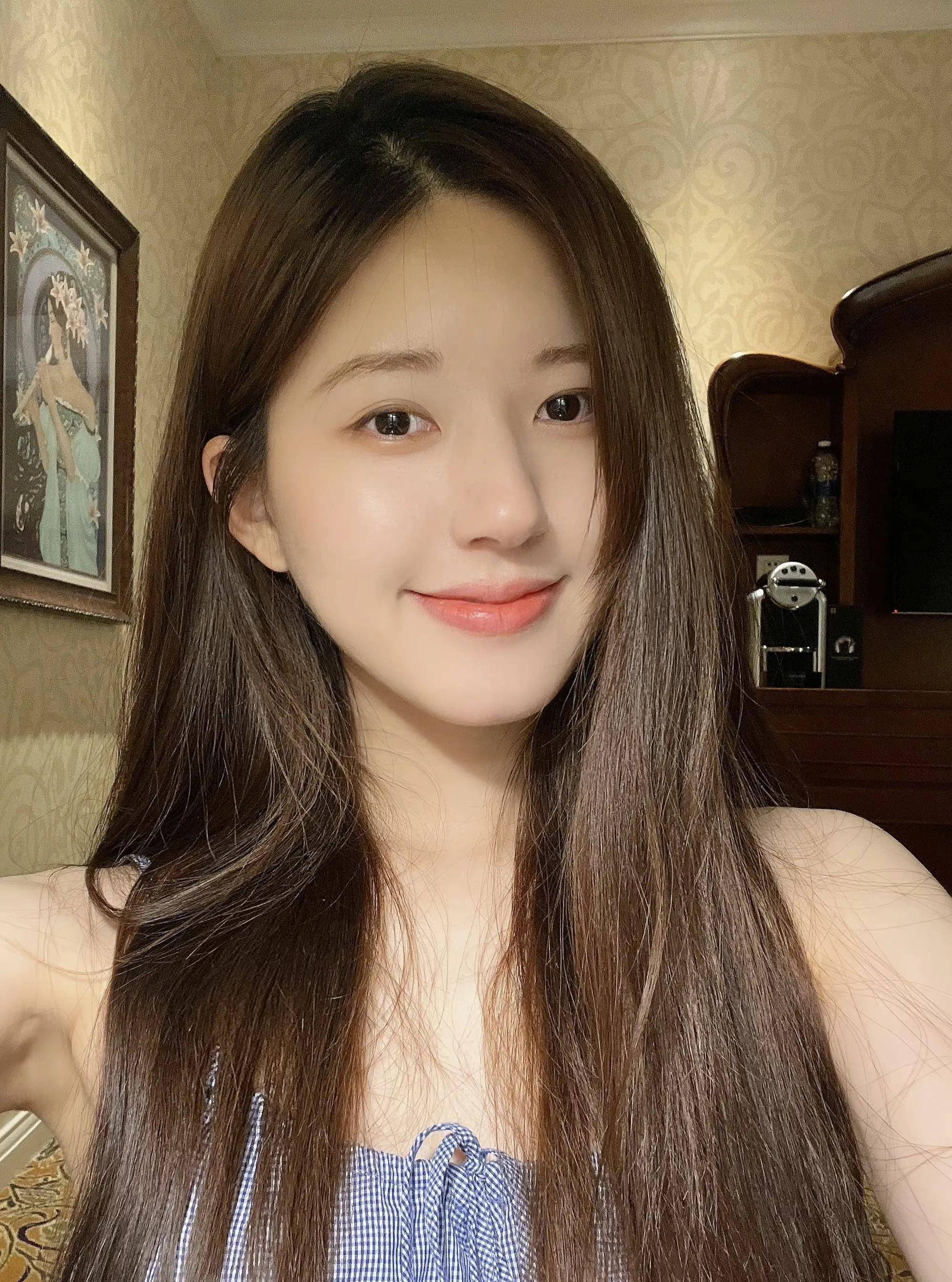 女明星赵露思写真集:秀丽清纯,巧笑倩兮_赵露思_女明星_巧笑倩兮