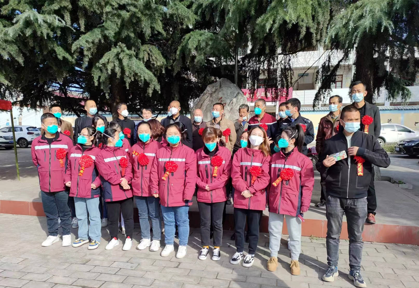 乾县注泔镇东南村: 危难之际看担当 历尽磨难显真情_群众_疫情_驻村