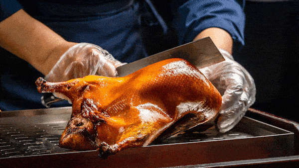 世纪汇广场店|羲和烤鸭,烤鸭届远近闻名的佼佼者!