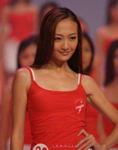 王鸥19岁青涩照曝光,圆脸圆下巴单眼皮,和现在反差大_照片_网友_时候