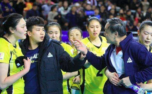 他是王一梅的冤家,出走北汽如鱼得水,美女二传在他麾下成功上位