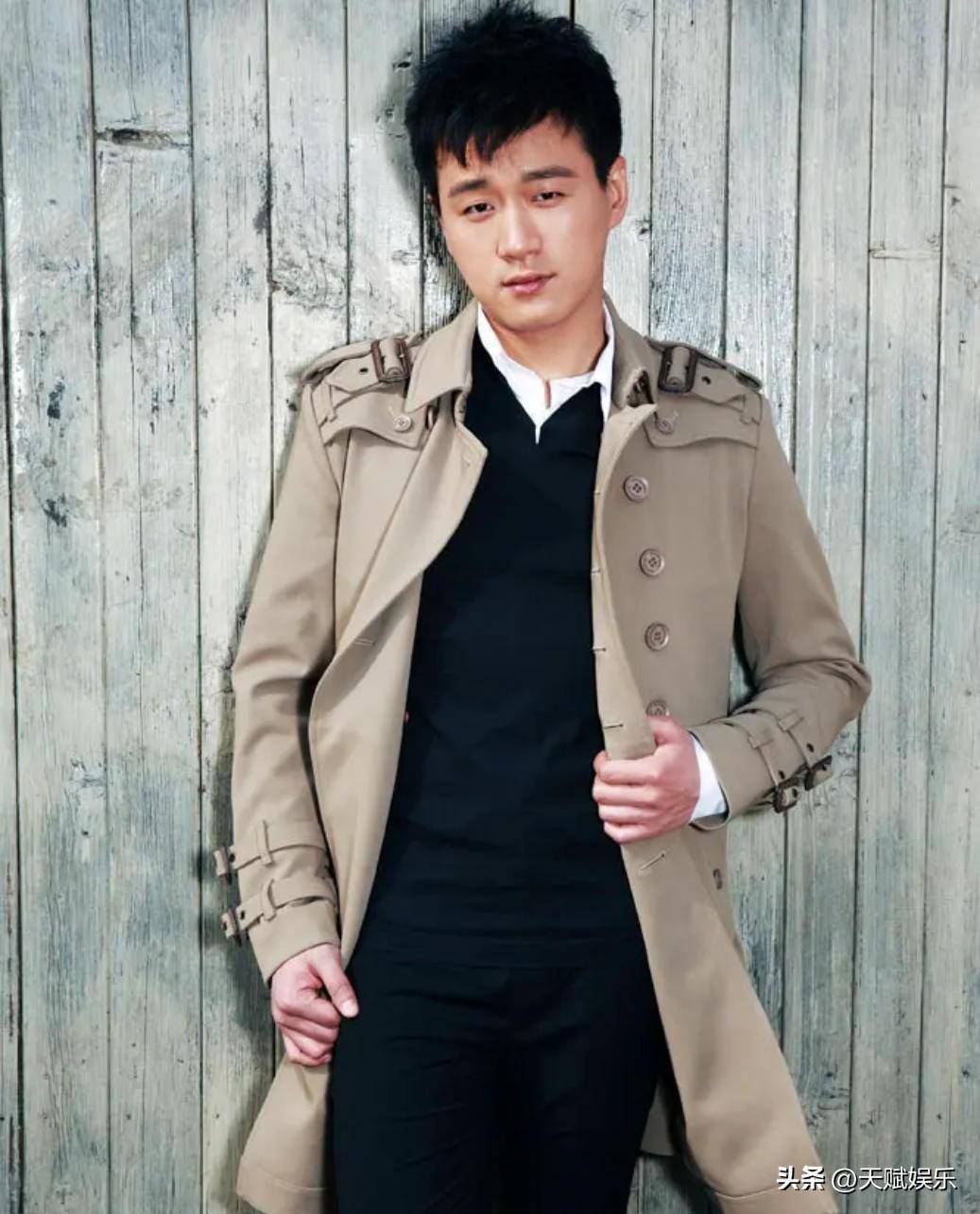 《奋斗》电视剧中陆涛饰演演员佟大为的25张写真美图片_观众_侵权