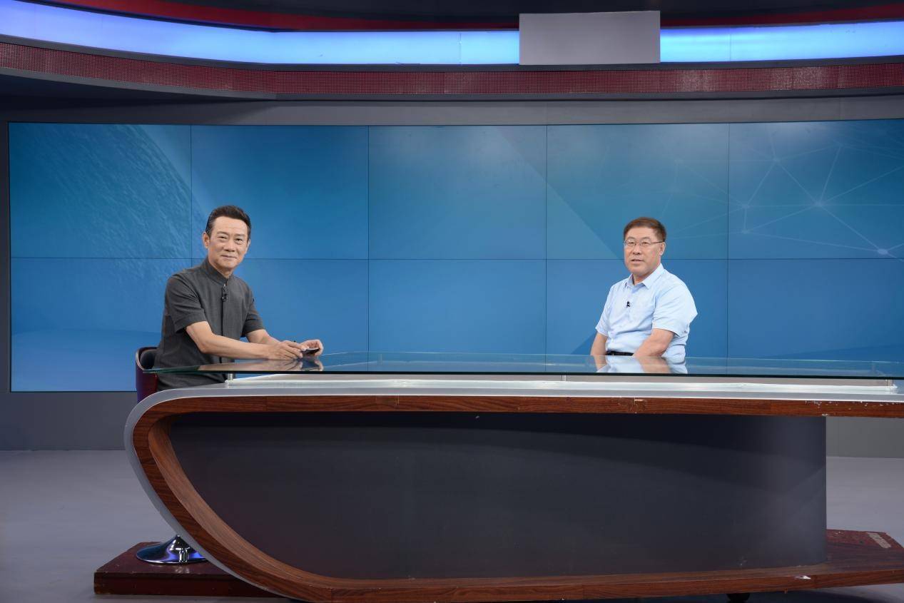 本期嘉宾,广州喜鹊医药有限公司创始人王玉强教授.