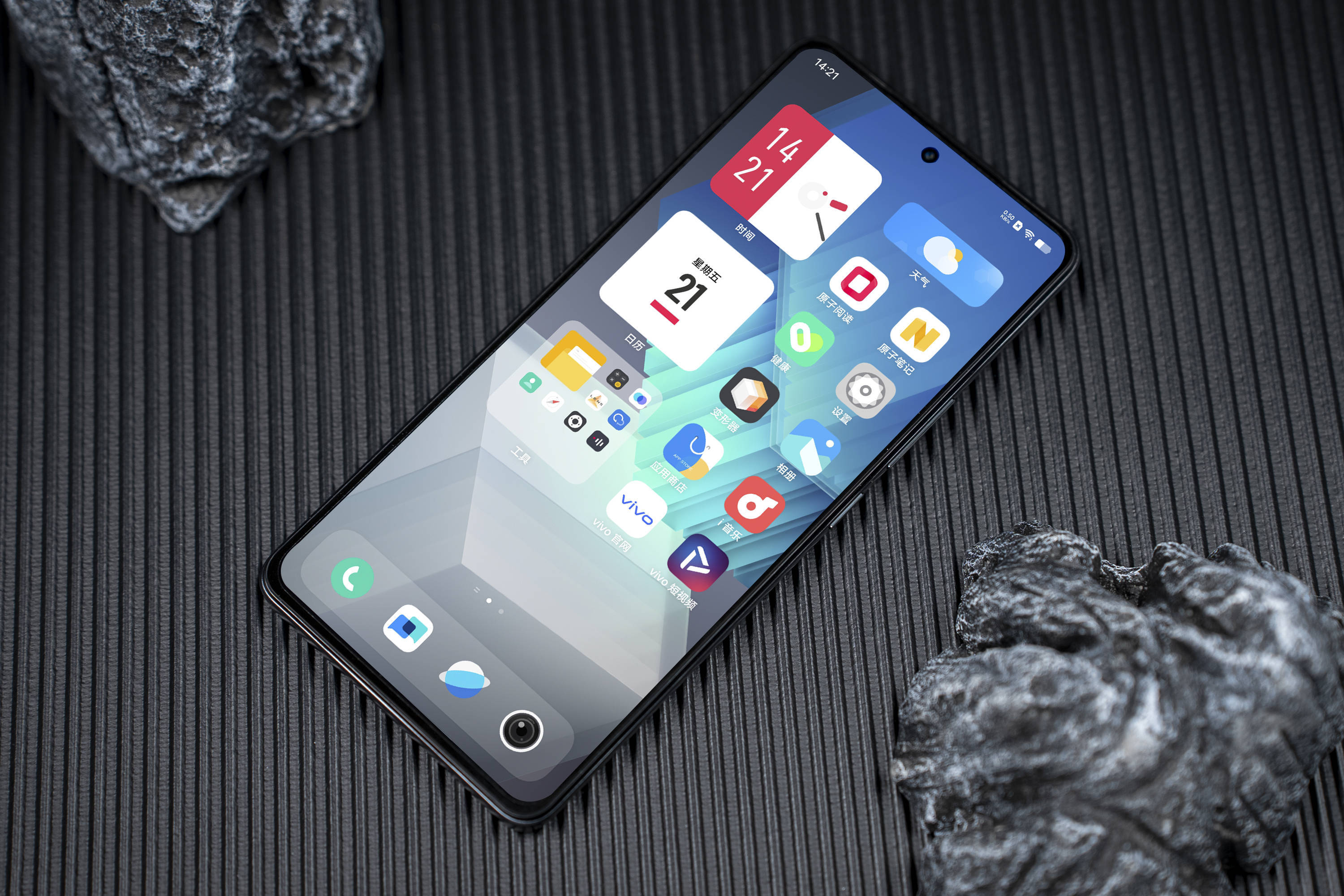 iqoo neo7全面评测:硬核双芯加持 三千元档的全能型选手_性能_测试