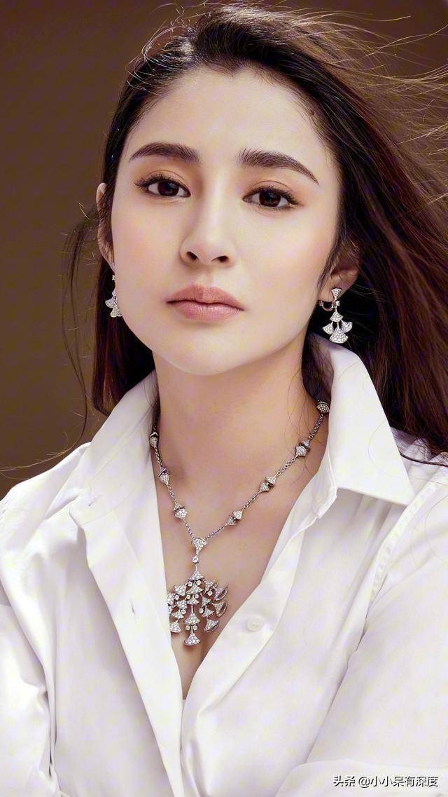 李心艾,曾是周杰伦最美女主,现在她的身材和早前的她,胖若两人_电影