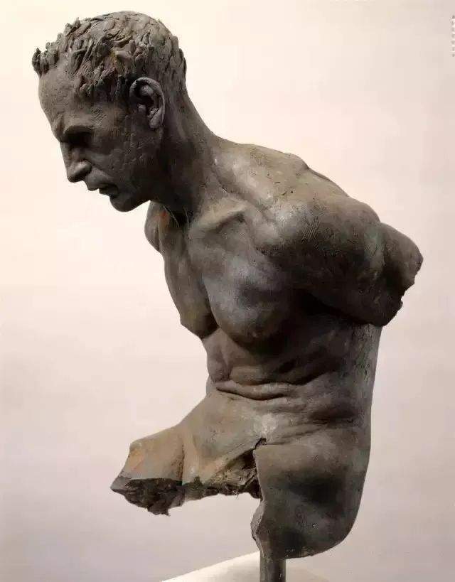 sabin howard 健壮有力的男性人体雕塑,富有生命力的