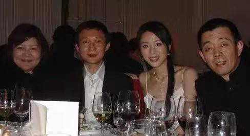 “女版摄影师”张静初的桃色往事,以及被她征服的男人_顾长卫_孔雀_成为了