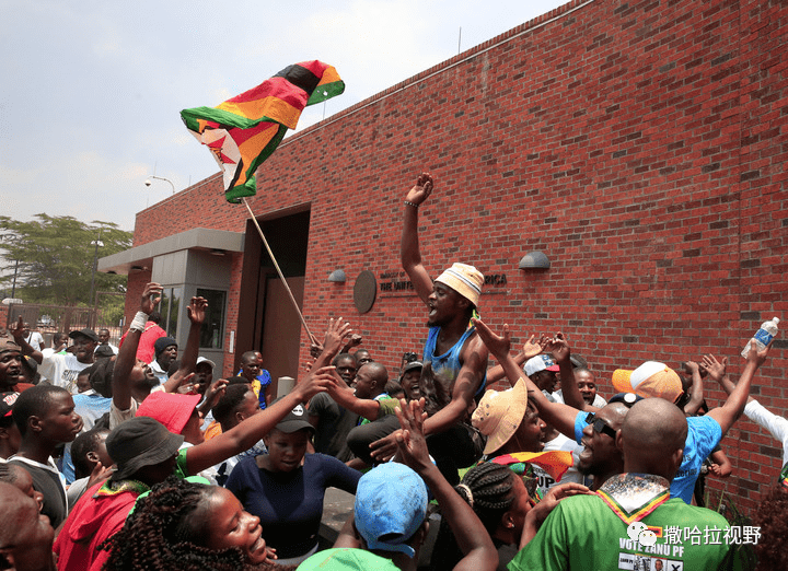 津巴布韦民众抗议西方国家对津实行非法制裁_新华社_土地_人民