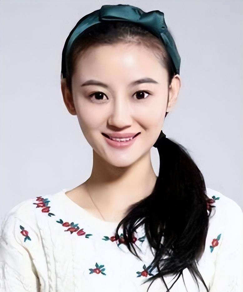 "摇钱树"徐婷:26岁全身溃烂痛苦离世,被全家八口榨干最后一滴血_许婷