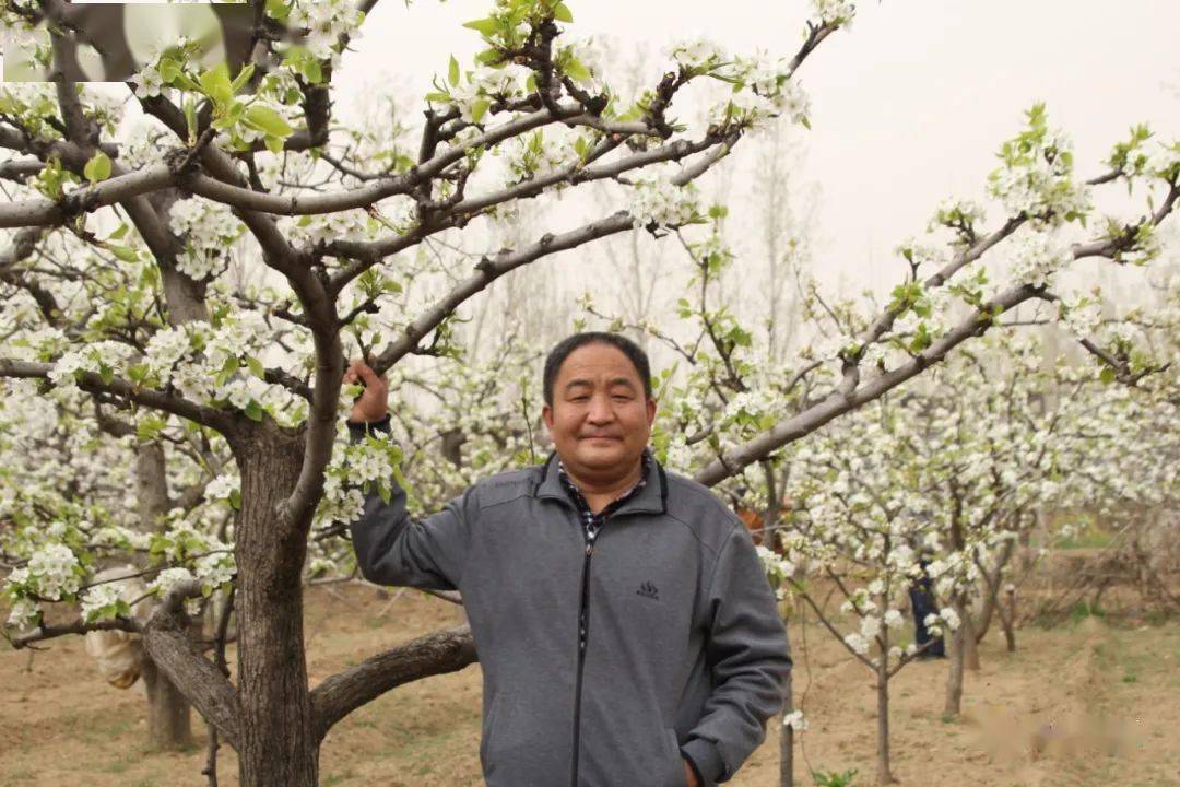 内黄县历史上的名门望族有杜,师,傅,黄,张,司等姓氏.