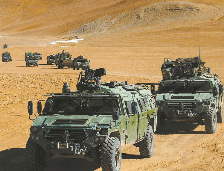 1辆坦克也没有,我军轻型合成旅火力弱,靠什么打赢对手重装部队_摩步师