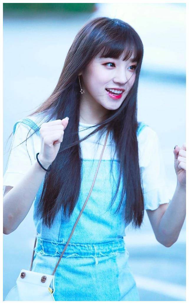 宋雨琦早些年清纯照流出,看到她的黑长直造型,才知道啥叫初恋感_气息