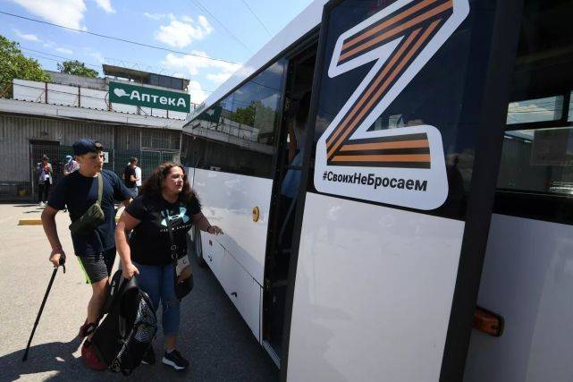 苏洛维金_俄罗斯苏_西方