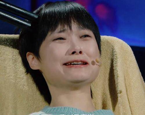 李宇春演《无名之辈》哭得如此般的悲伤,哭出了15年来的心酸_形象