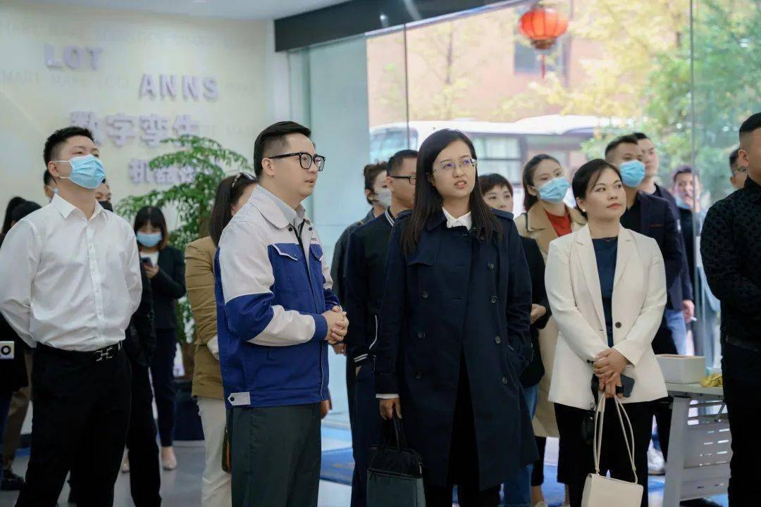 传双推"之"青年进名企"活动,一起走进大冶市知名企业参观学习相互交流