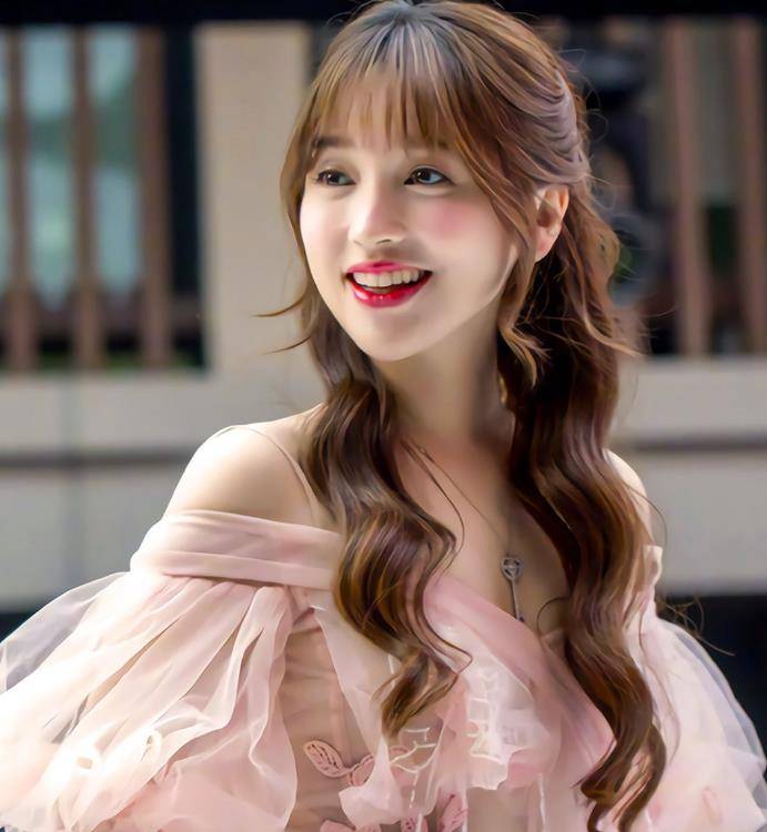 金莎为什么积极相亲,了解到她的家庭背景才知道真相_姐姐_林俊杰_花瓶