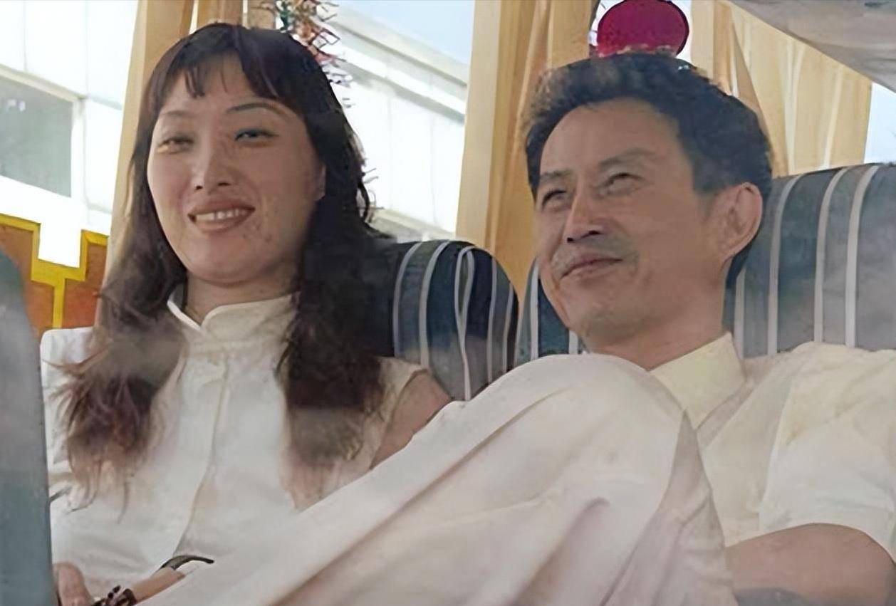 原创65岁陈忠和近况二婚娶女排弟子为妻现已退休携妻子回归家庭