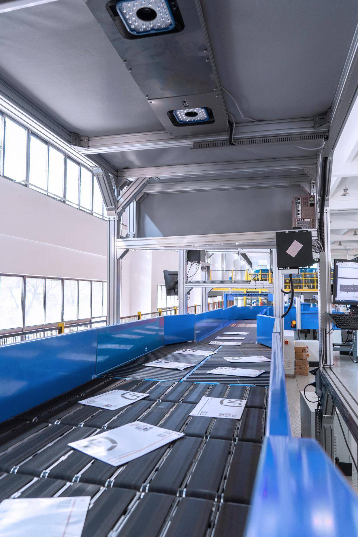 双十一快递分拣如何提质增效?中科微至单件分离设备来支招_包裹_进行_