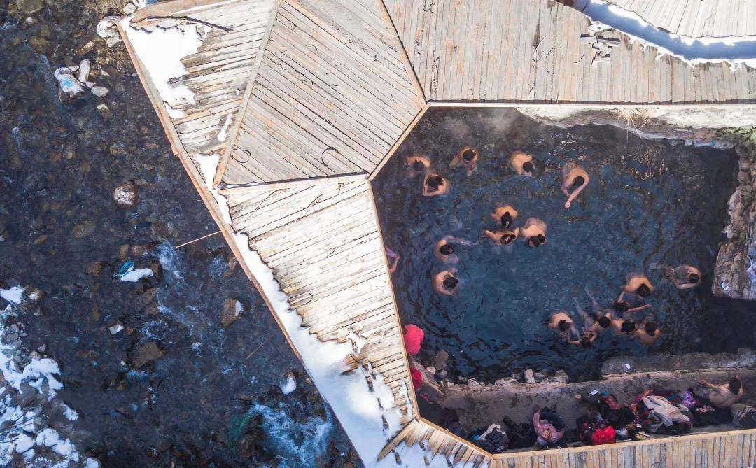 西藏这8个纯天然温泉,是这个冬日里的小众度假胜地!_李珩_拉萨_羊八井