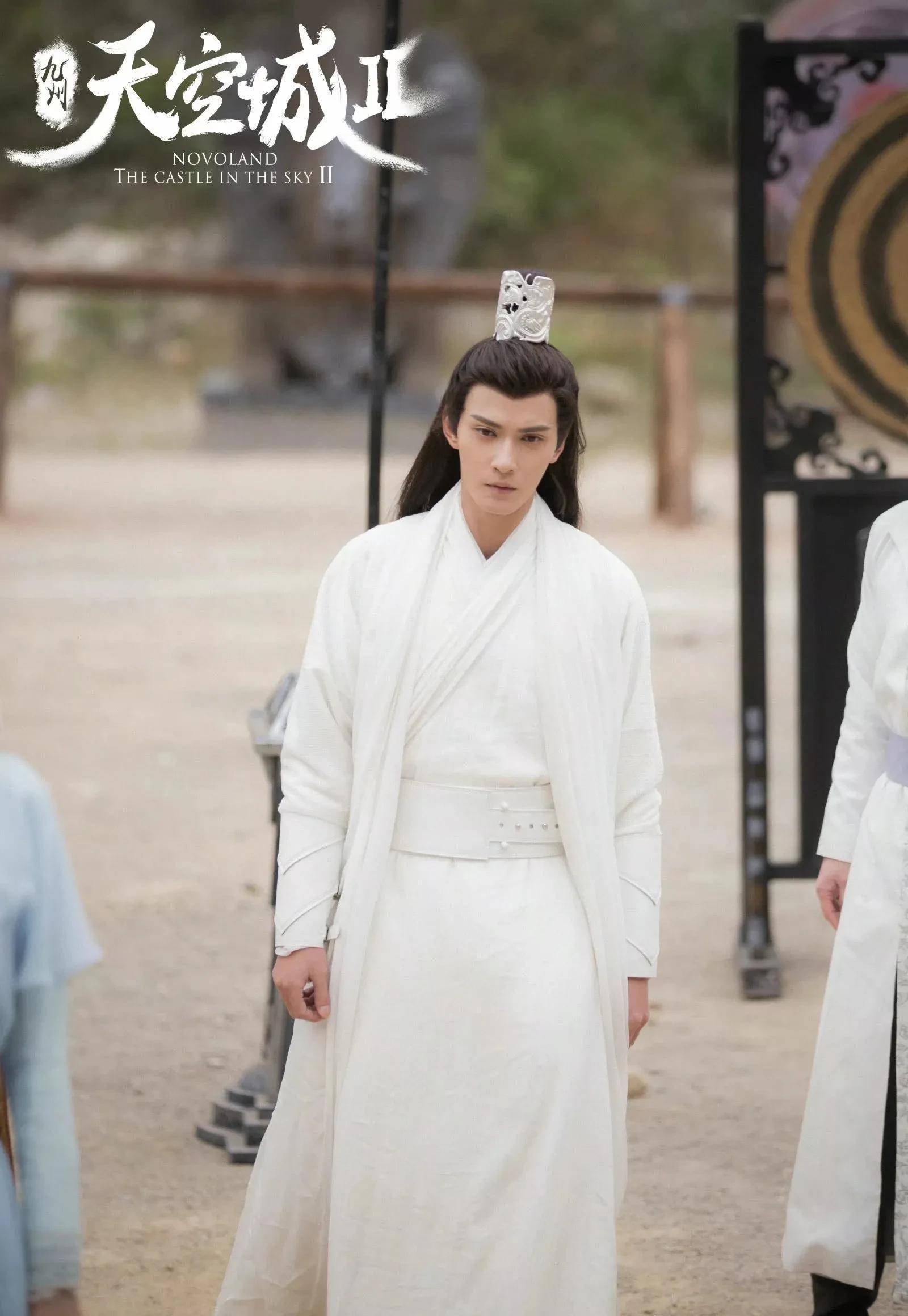 古装剧中男明星全束发vs披发 造型大盘点—谁才是你心中的绝世美男