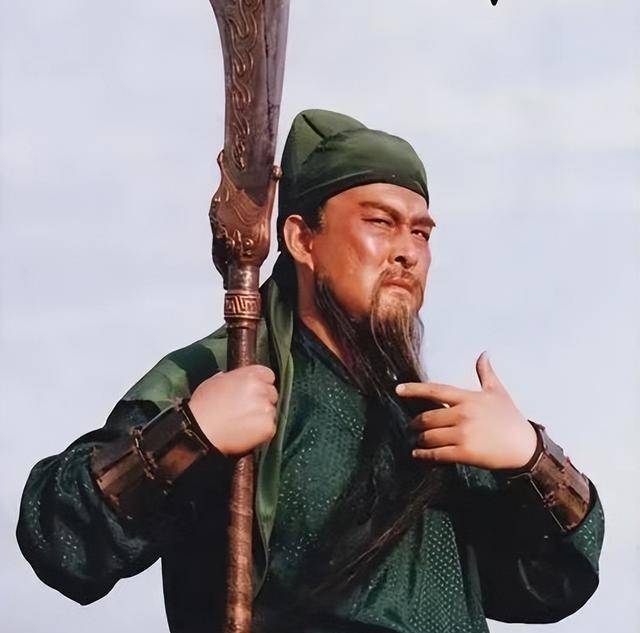 关羽的饰演者陆树铭去世,享年66岁,一路走好_三国演义关羽扮演者