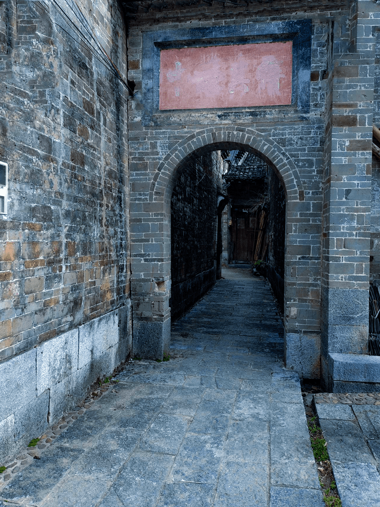 探访浪石古村_桂林_旅游_漓江