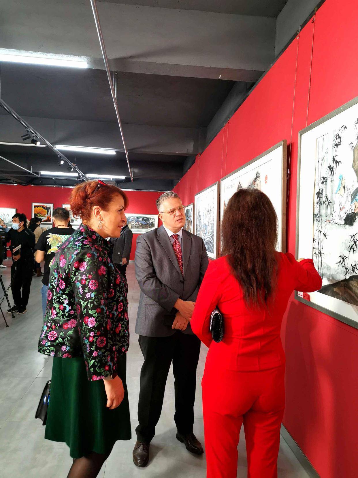 中国书画院展讯:"守望艺术巅峰 笔绘耄耋之年"李泽霖精品绘画展_作品