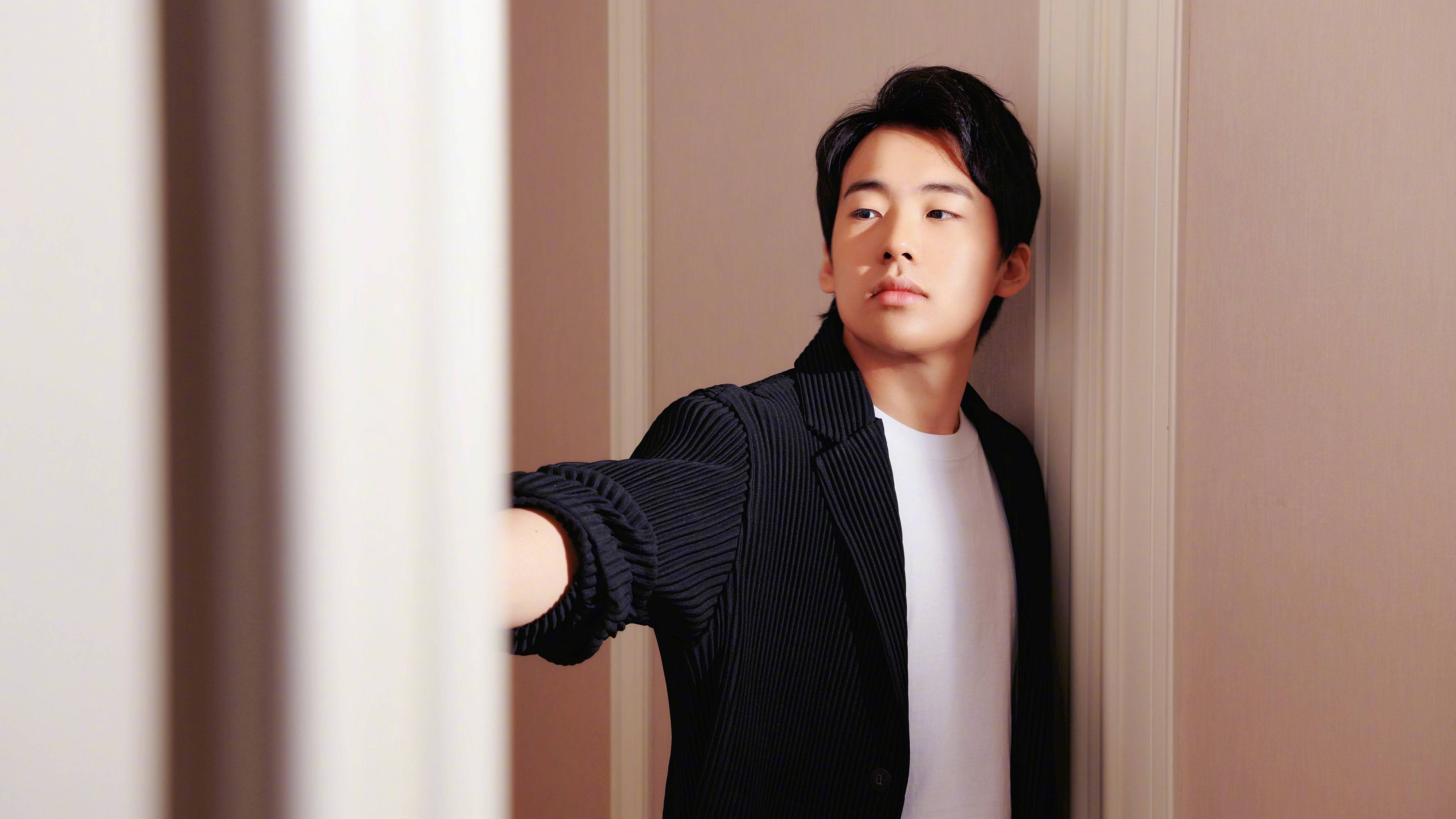 郭麒麟到底有多优秀?古典文学了如指掌,扇子专业词皆手拈来.