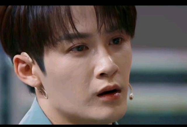 檀健次新剧来袭,笑中带泪,眼神好悲伤,声音更好听._表演_演技_时候